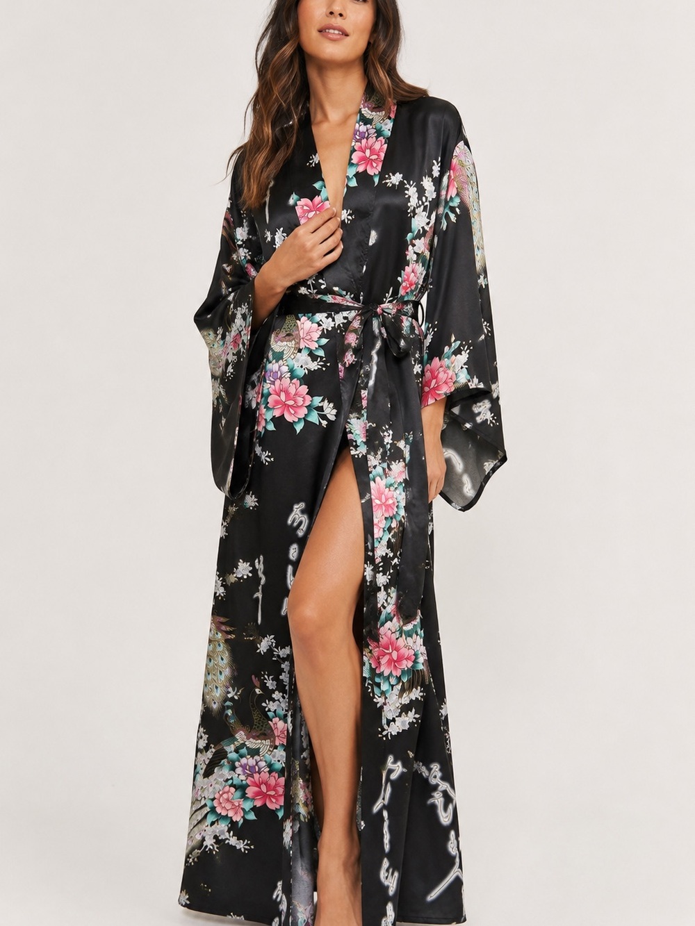 VTG Japanese Kimono Robe Black Satin Floral Peacock Long Maxi Lounge Robe Boho